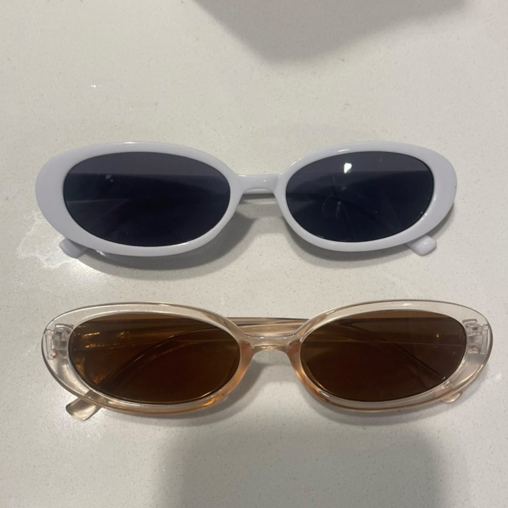Sunglasses set